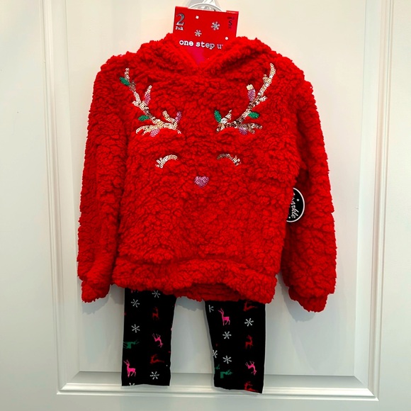 Other - NWT Christmas Holiday Outfit Sherpa Pullover & Leggings Set Reindeer Theme Small